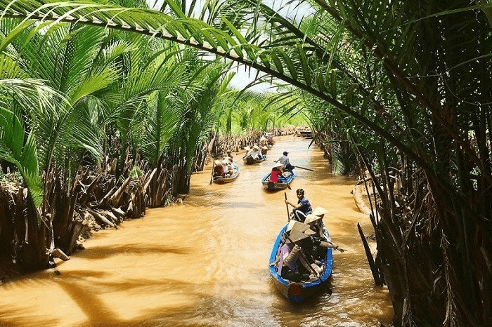 When should you visit Ben Tre during the year?