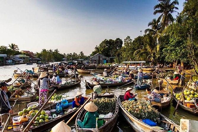 Cai Rang floating market
