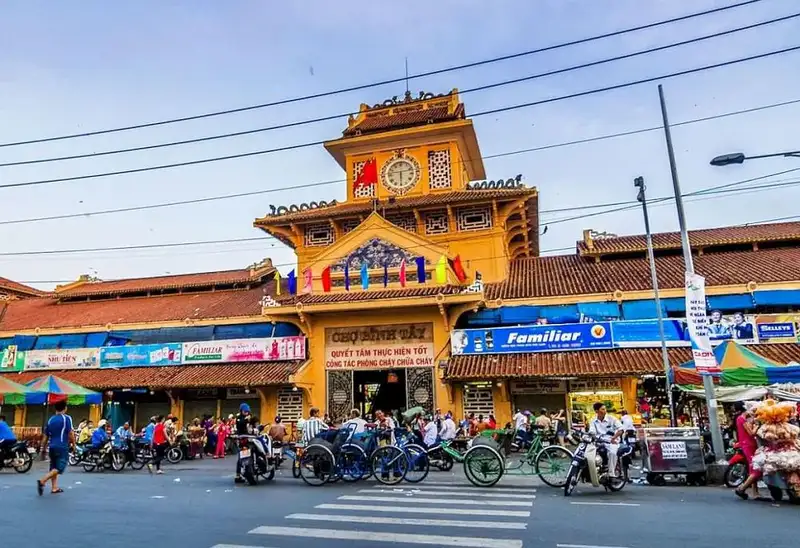 Binh Tay Market Saigon: History, architecture, shopping & Food guide