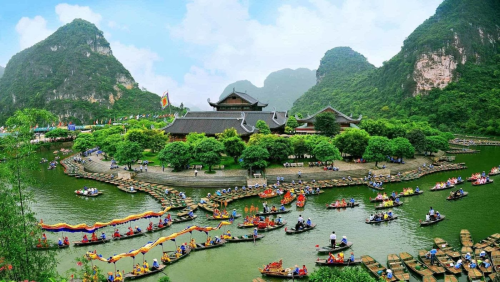 Top 10+ must-visit places to see in Ninh Binh, Vietnam