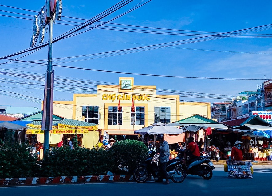 can-duoc-market