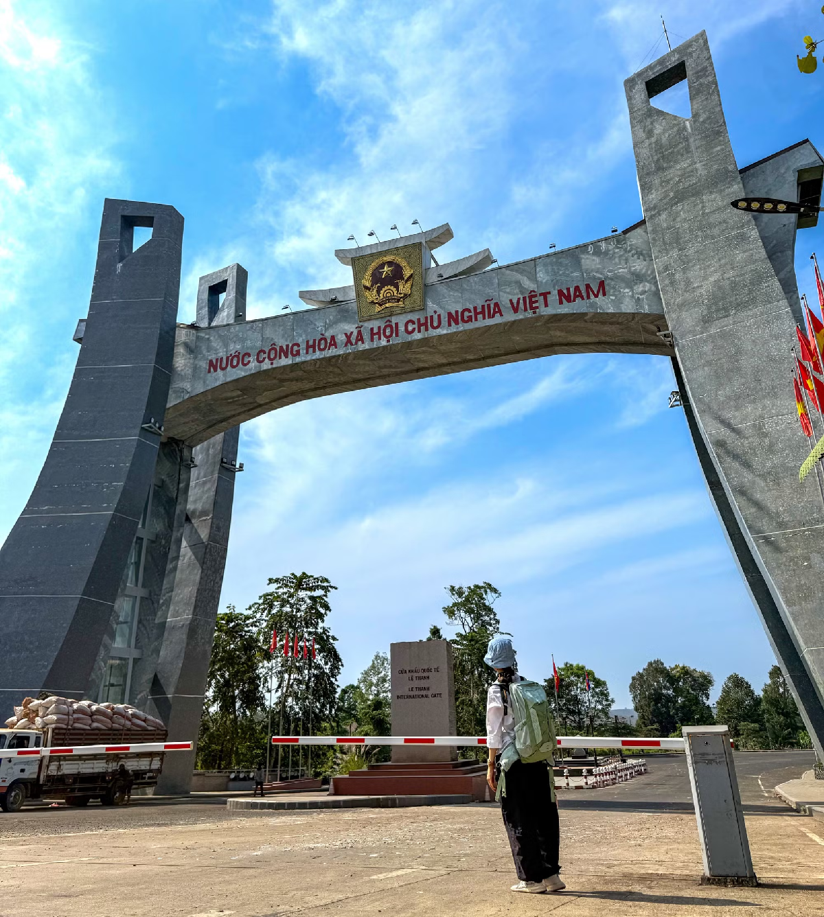 crossing-vietnam-tours