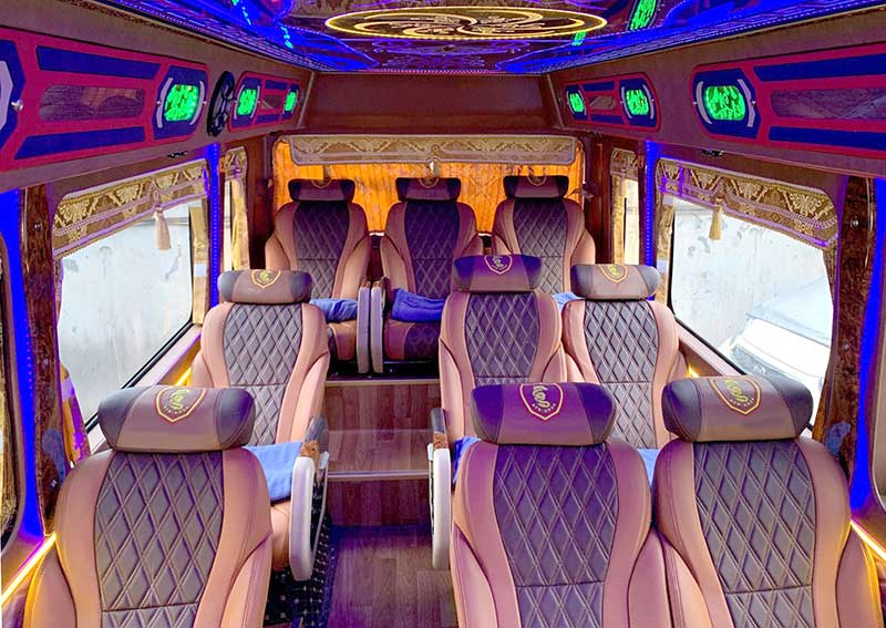 van-limousine-from-hanoi-to-ha-giang