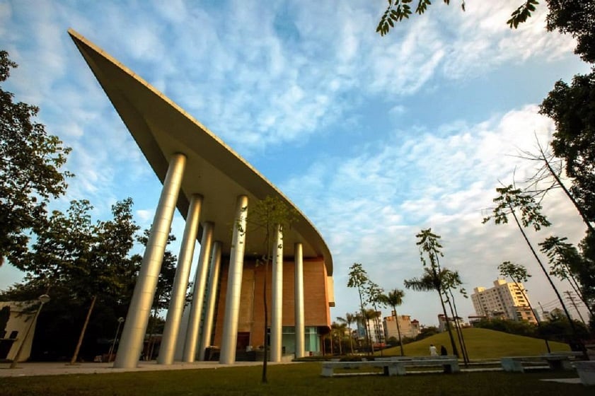 Kite Building is inspired by a kite - a symbol of Vietnam (Source: Fanpage of Vietnam Museum of Ethnology)