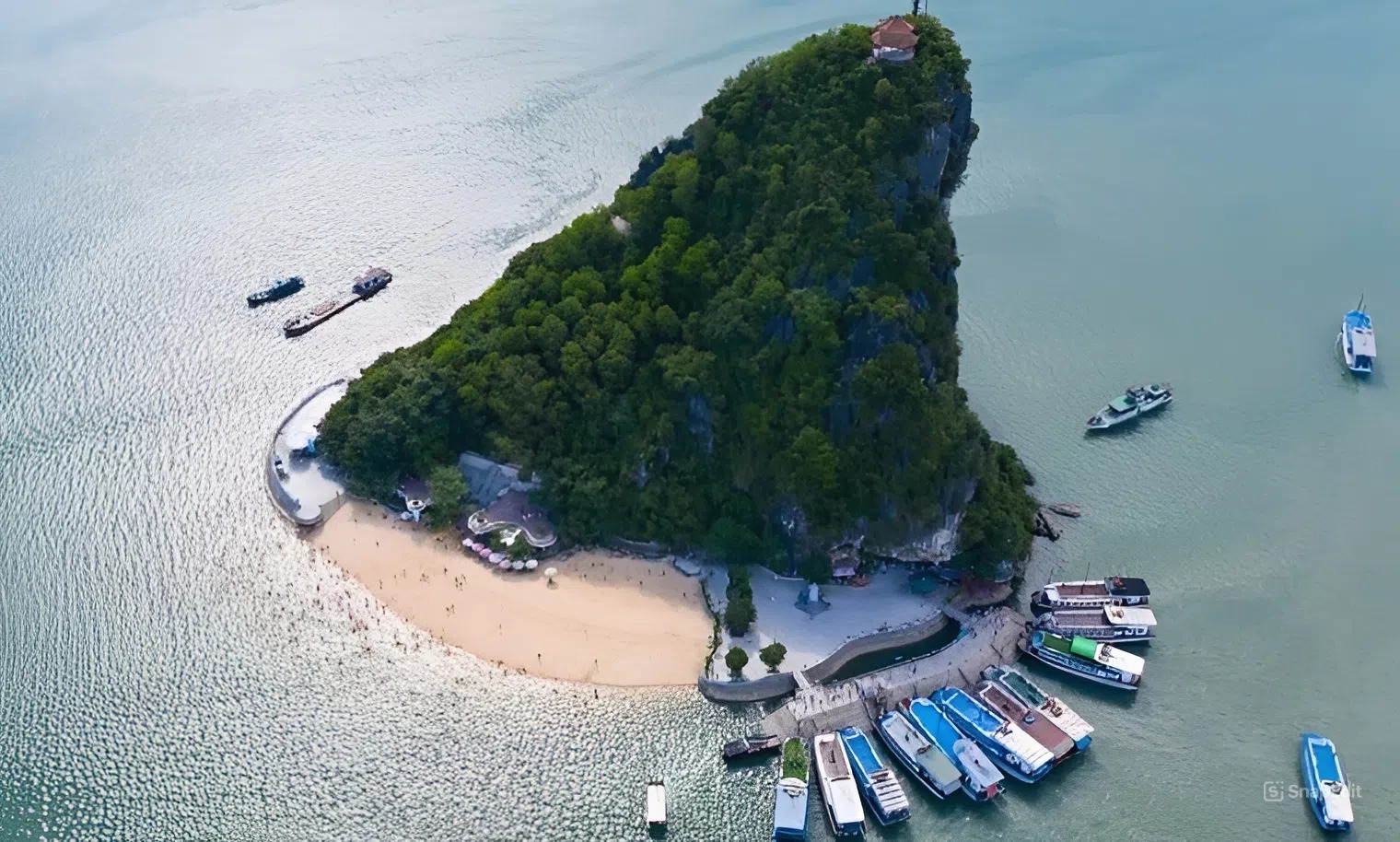 titop-island