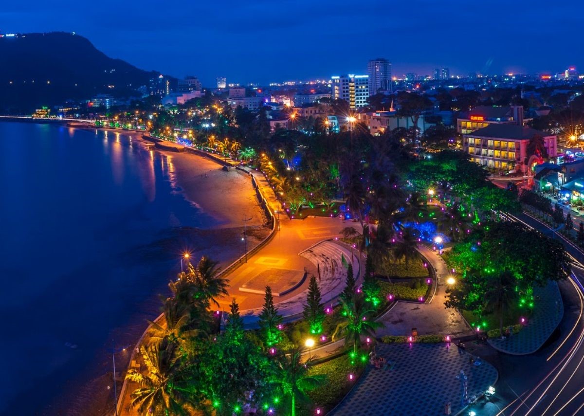 travel-tips-for-enjoying-nightlife-in-vung-tau-source-vinwonders-