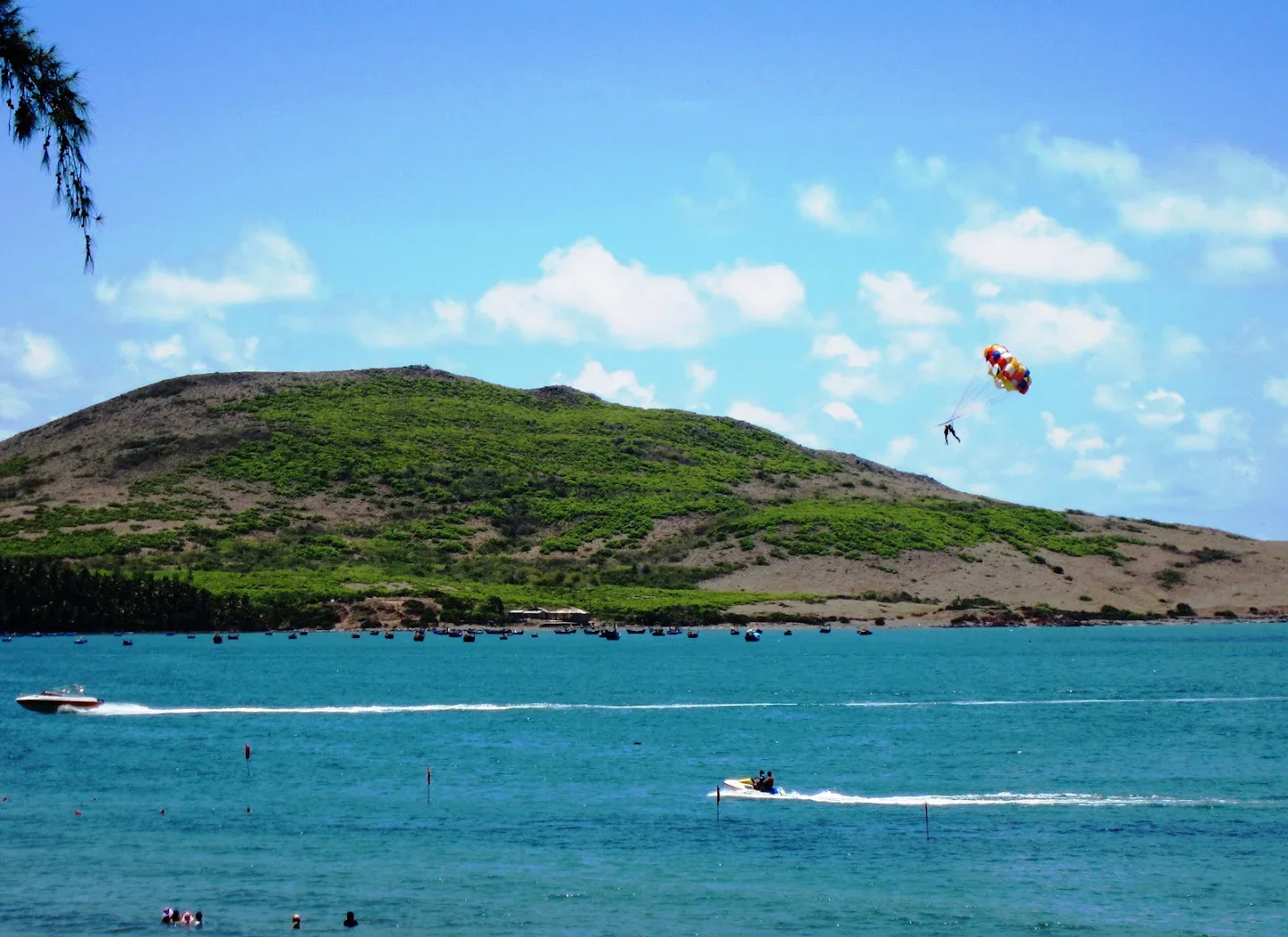 Hon Rom Beach - one of the best space for water activities