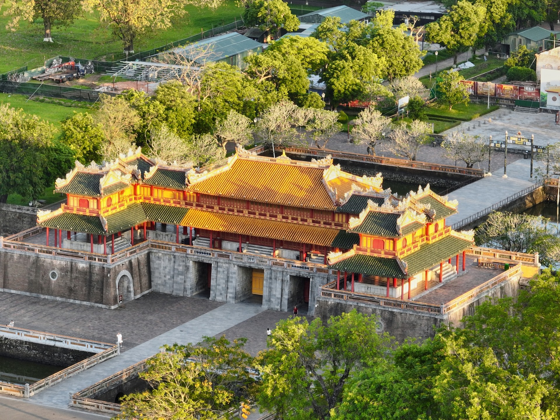 hue-vietnam-tours-1