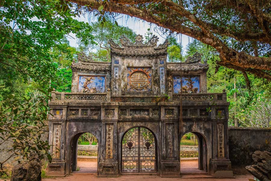 tour-of-indochina-10